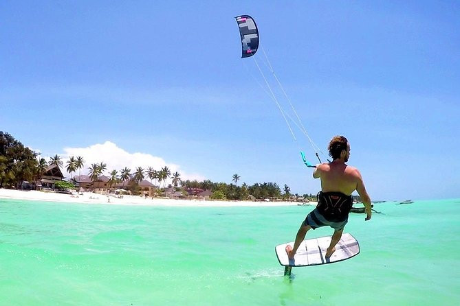 Zanzibar kitesurfing