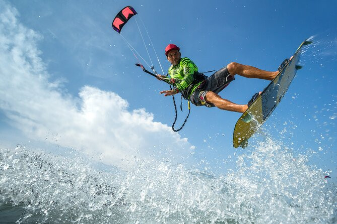 Zanzibar kitesurfing